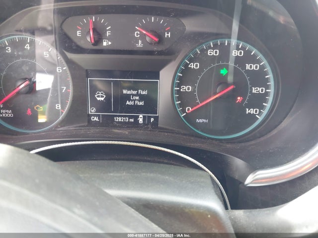 1G1ZD5ST1JF261841 Chevrolet MALIBU LT