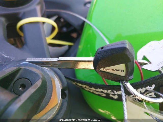 ML5ZXCS18PDA00323 Kawasaki Zx400
