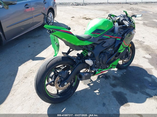 ML5ZXCS18PDA00323 Kawasaki Zx400
