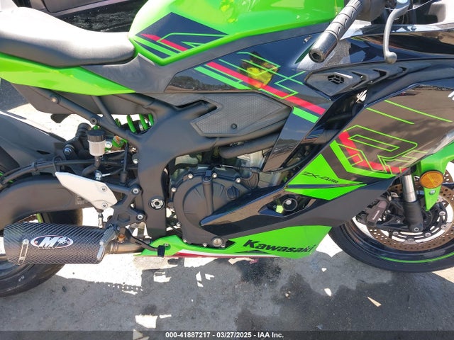 ML5ZXCS18PDA00323 Kawasaki Zx400