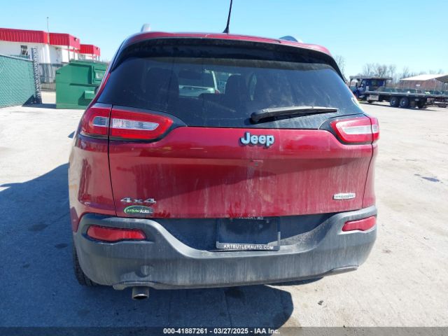 1C4PJMCB6FW714656 Jeep Cherokee Latitude