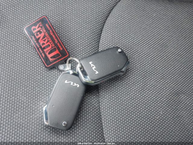3KPF24AD3RE826651 KIA Forte Lxs