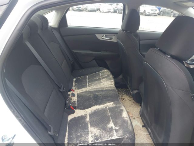 3KPF24AD3RE826651 KIA Forte Lxs