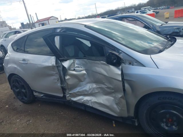 1FADP3L96EL413447 Ford FOCUS ST