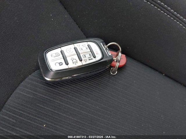 Chrysler Voyager Lx 2023 2C4RC1CG7PR522217 Image 11