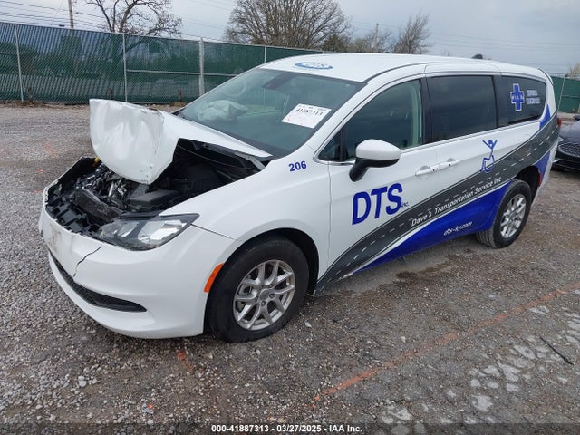 Chrysler Voyager Lx 2023 2C4RC1CG7PR522217 Image 2