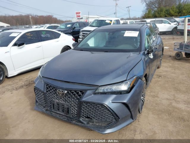4T1BZ1FB3KU024135 Toyota AVALON XSE