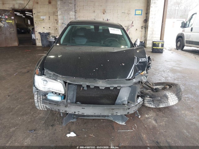 Chrysler 300c Awd 2017 2C3CCAKG5HH566624 Image 13