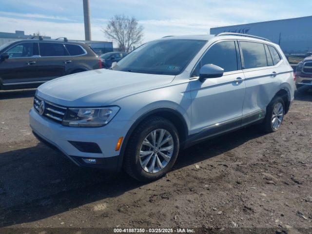 3VV2B7AX4JM011803 Volkswagen Tiguan 2.0t Se/2.0t Sel