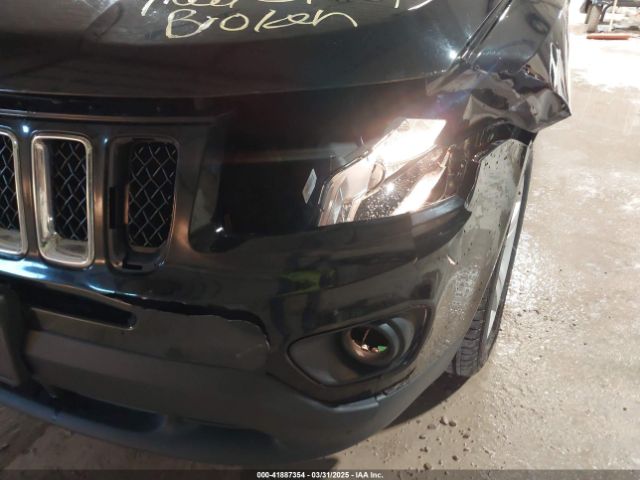 1C4NJDBB2HD143965 Jeep Compass Sport 4x4