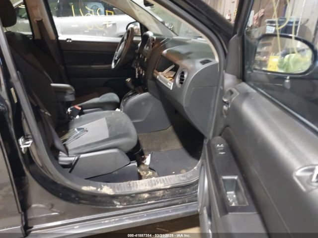 1C4NJDBB2HD143965 Jeep Compass Sport 4x4