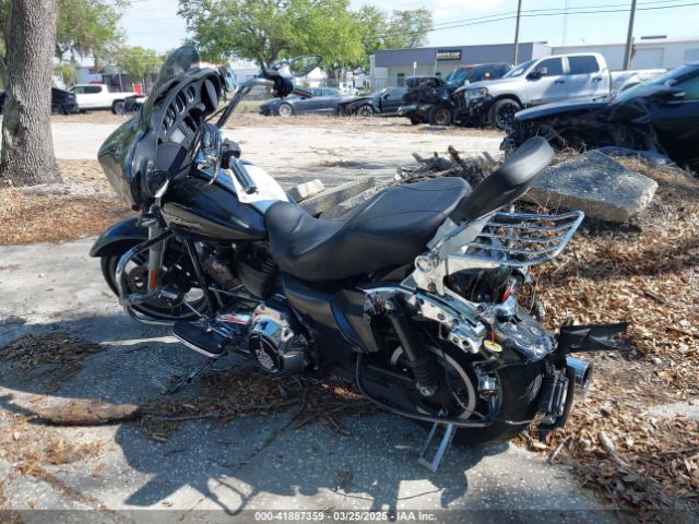 2014 HARLEY-DAVIDSON FLHX 1HD1KBM14EB713684 Photo 2