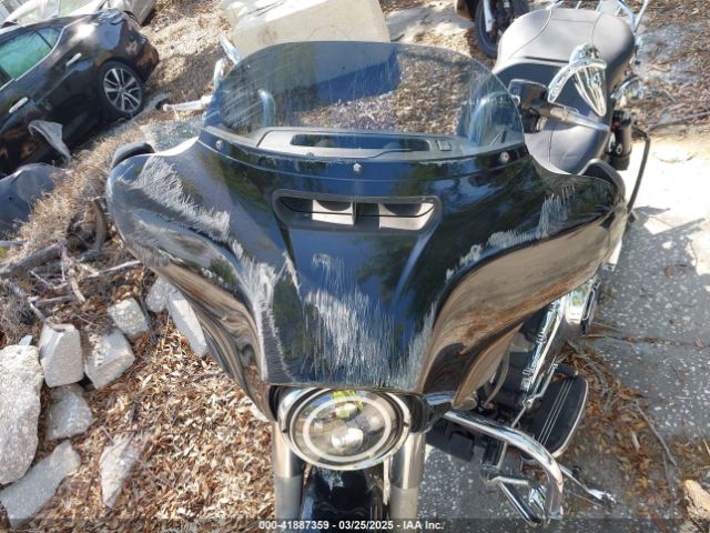 2014 HARLEY-DAVIDSON FLHX 1HD1KBM14EB713684 Photo 4