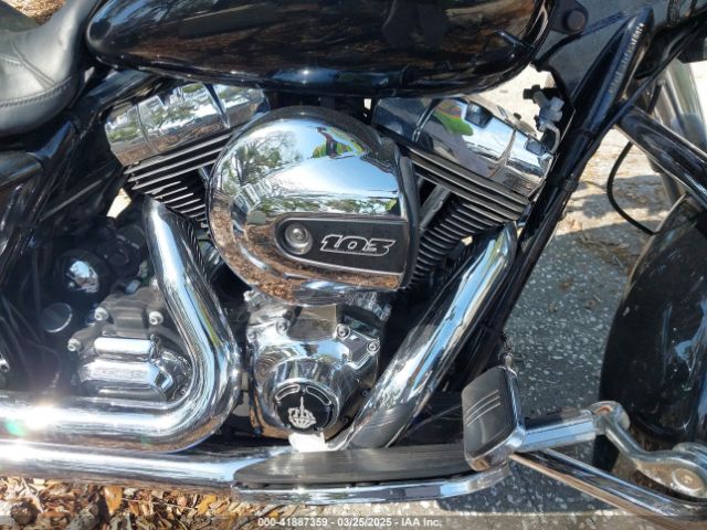 2014 HARLEY-DAVIDSON FLHX 1HD1KBM14EB713684 Photo 7