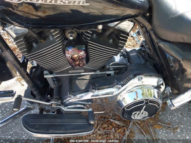 2014 HARLEY-DAVIDSON FLHX 1HD1KBM14EB713684 Photo 8