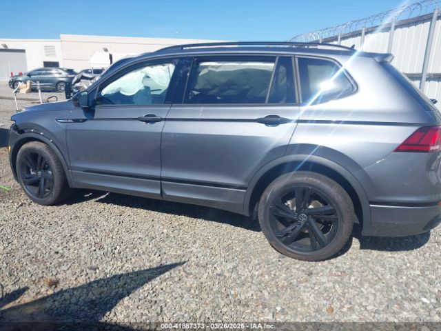 3VVCB7AX2RM114556 Volkswagen Tiguan 2.0t Se R-line Black