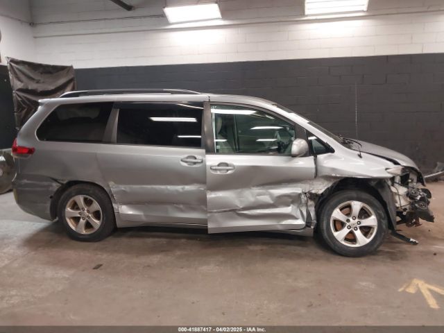 5TDKK3DC9ES420028 Toyota Sienna Le V6 8 Passenger