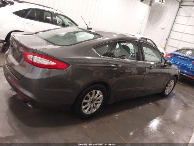 3FA6P0G79GR221363 Ford 2016