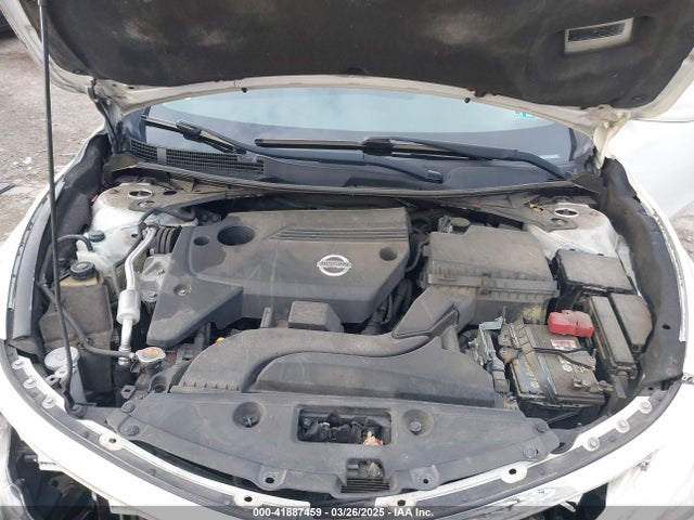 Nissan Altima 2015 1N4AL3AP5FC253241 Image 10