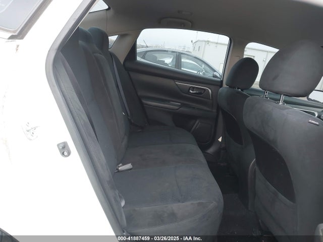 Nissan Altima 2015 1N4AL3AP5FC253241 Image 8