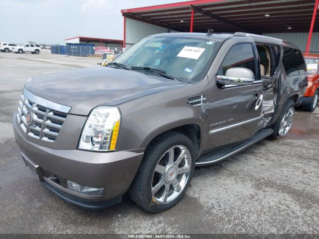 2013 CADILLAC ESCALADE ESV 1GYS3HEF8DR135928 Photo 1