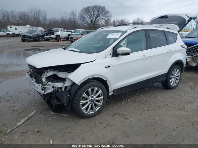 1FMCU9JD1HUA90220 Ford Escape Titanium