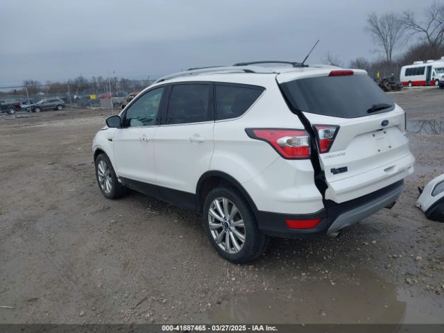 1FMCU9JD1HUA90220 Ford Escape Titanium