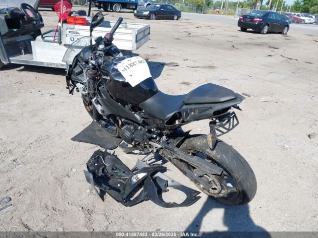 2024 KAWASAKI EX500 ML5EXGG1XRDA00857 Photo 2