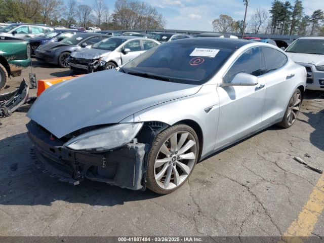 5YJSA1H16EFP28486 Tesla Model S P85