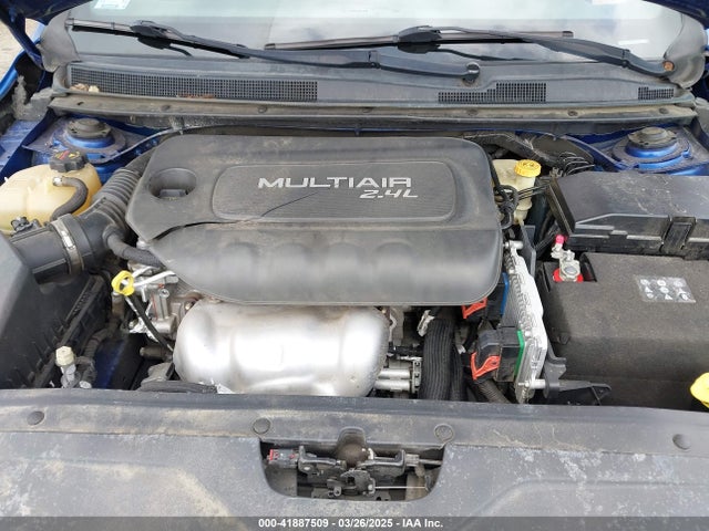 Chrysler 200 2015 1C3CCCBB3FN555058 Image 10