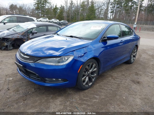 Chrysler 200 2015 1C3CCCBB3FN555058 Image 2
