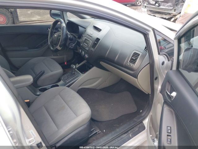 KNAFK4A6XF5339338 KIA FORTE LX
