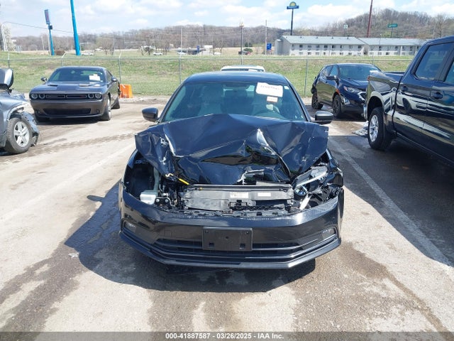 3VWD17AJ6GM402916 Volkswagen Jetta 1.8t Sport