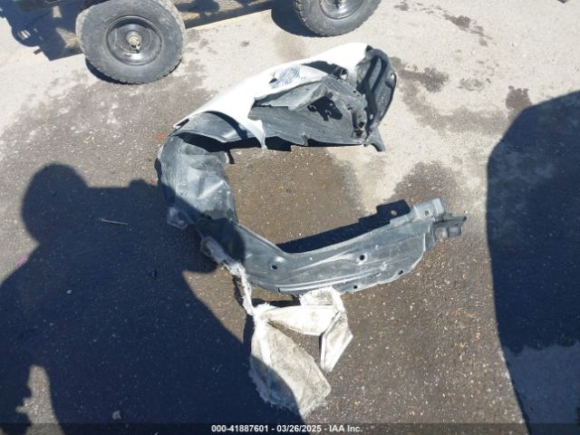 JTDKDTB31E1566854 Toyota Prius C Two