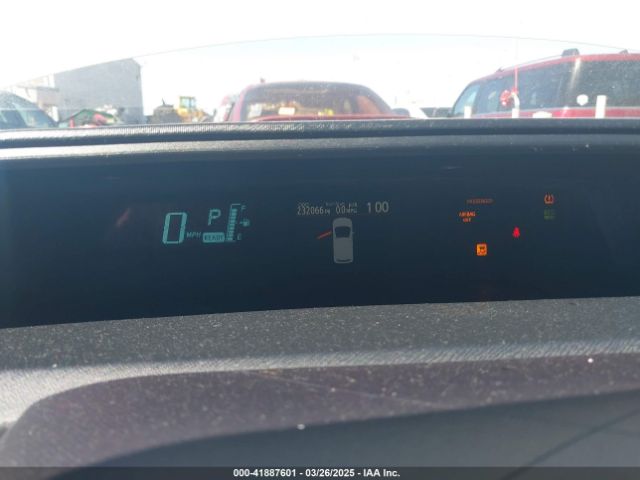JTDKDTB31E1566854 Toyota Prius C Two