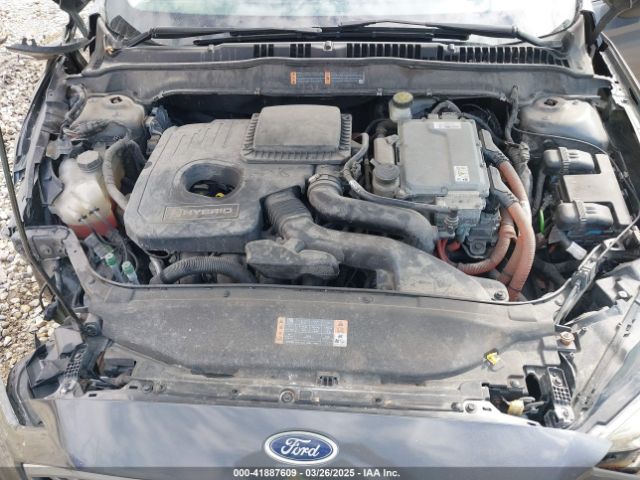 3FA6P0LU0HR164130 Ford Fusion Hybrid Se