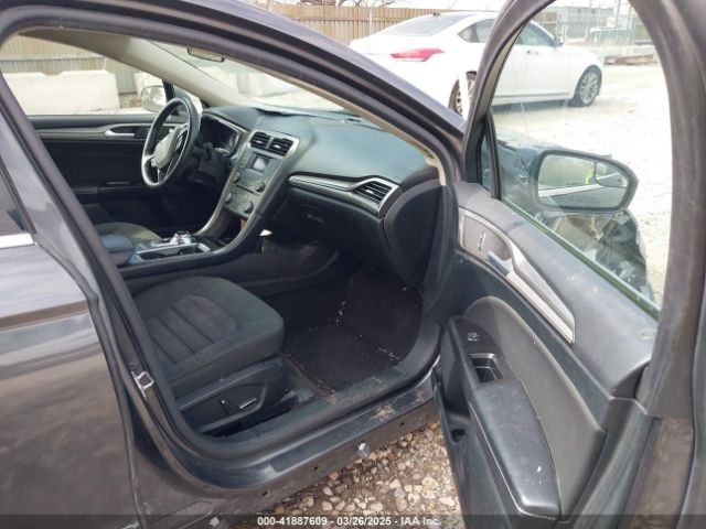 3FA6P0LU0HR164130 Ford Fusion Hybrid Se