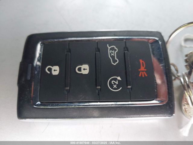 1C4RJKAG6P8701083 Jeep Grand Cherokee L Altitude 4x4