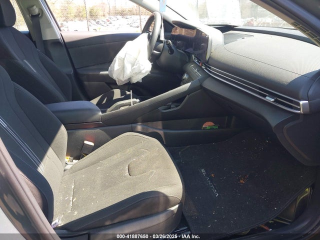 KMHLM4DG1RU756860 Hyundai ELANTRA SEL