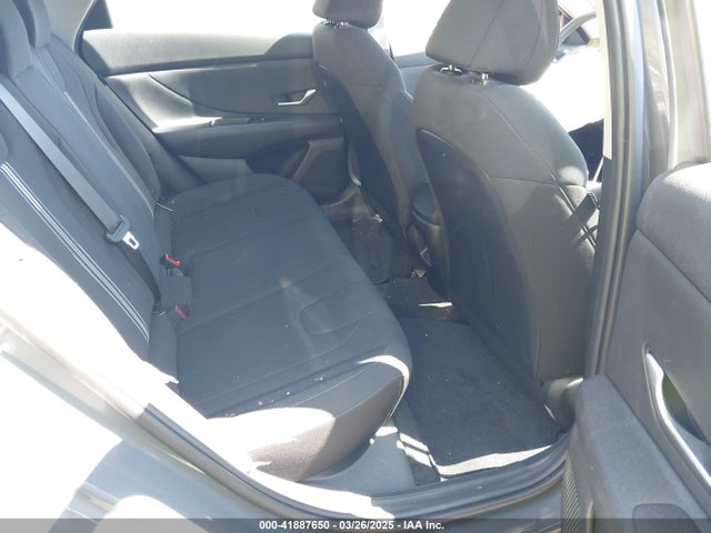 KMHLM4DG1RU756860 Hyundai ELANTRA SEL