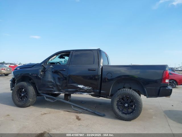 1C6RR7MT8JS168041 RAM 1500 Night  4x4 5'7 Box
