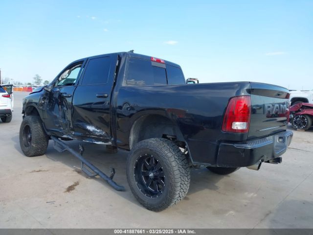 1C6RR7MT8JS168041 RAM 1500 Night  4x4 5'7 Box