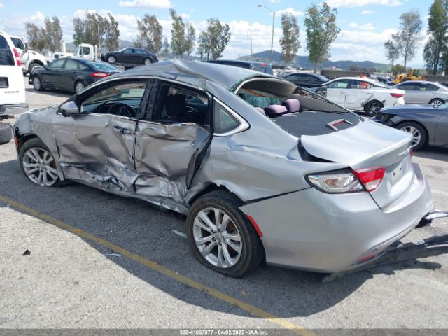 2015 CHRYSLER 200 1C3CCCAB2FN630916 Photo 2