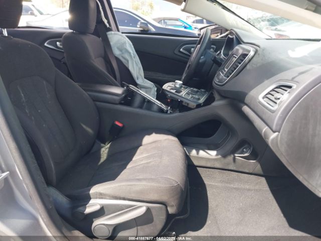 2015 CHRYSLER 200 1C3CCCAB2FN630916 Photo 4