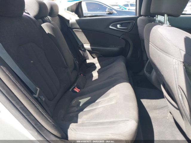 2015 CHRYSLER 200 1C3CCCAB2FN630916 Photo 7