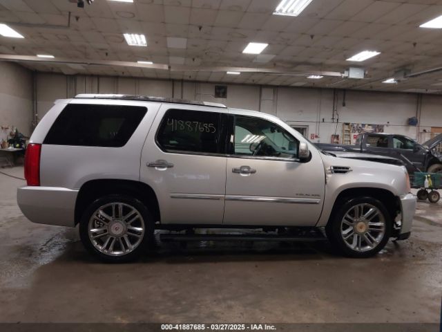 1GYS4DEF4ER220739 Cadillac Escalade Platinum