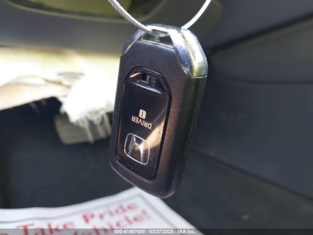 1HGCV2F96NA009384 Honda Accord Touring