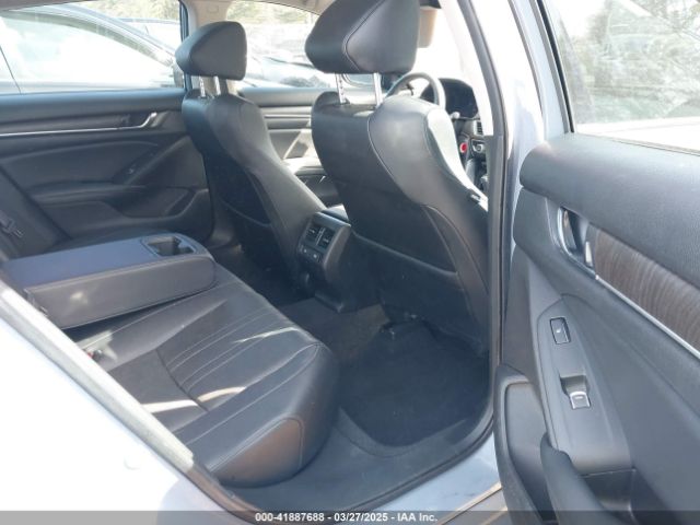 1HGCV2F96NA009384 Honda Accord Touring