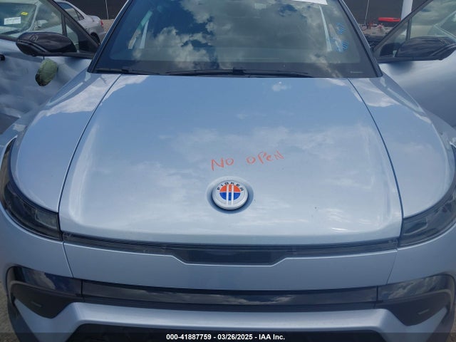 Fisker Ocean One 2023 VCF1ZBU22PG006157 Image 10