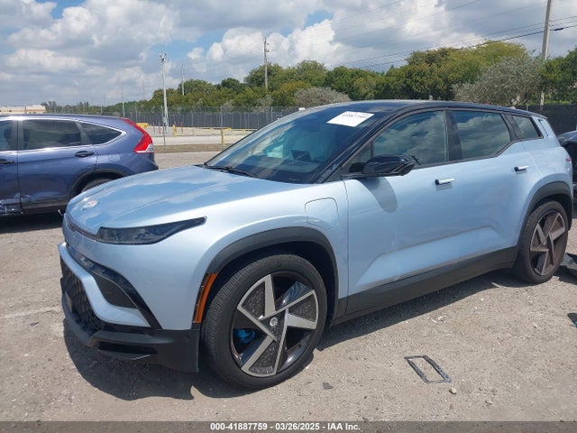 Fisker Ocean One 2023 VCF1ZBU22PG006157 Image 2